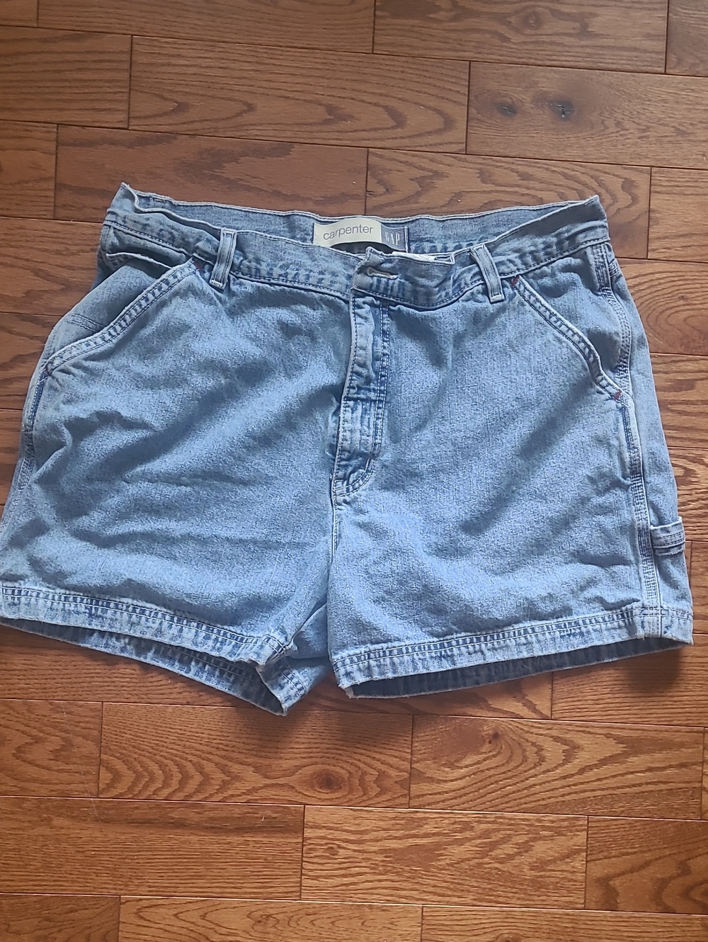 Vintage GAP Carpenter Women’s Light Wash Denim Shorts